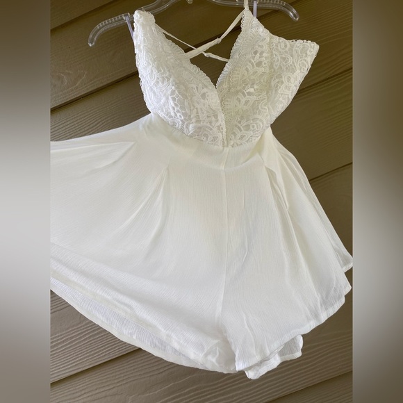 Lulu's Star Spangled Ivory Backless Lace Jumpsuit Size S - Picture 8 of 14